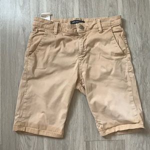 Mavi Jeans Co. Men’s khaki shorts. Size 32.